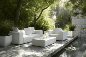Lire la suite à propos de l’article Guide complet pour aménager votre espace extérieur avec style et durabilité