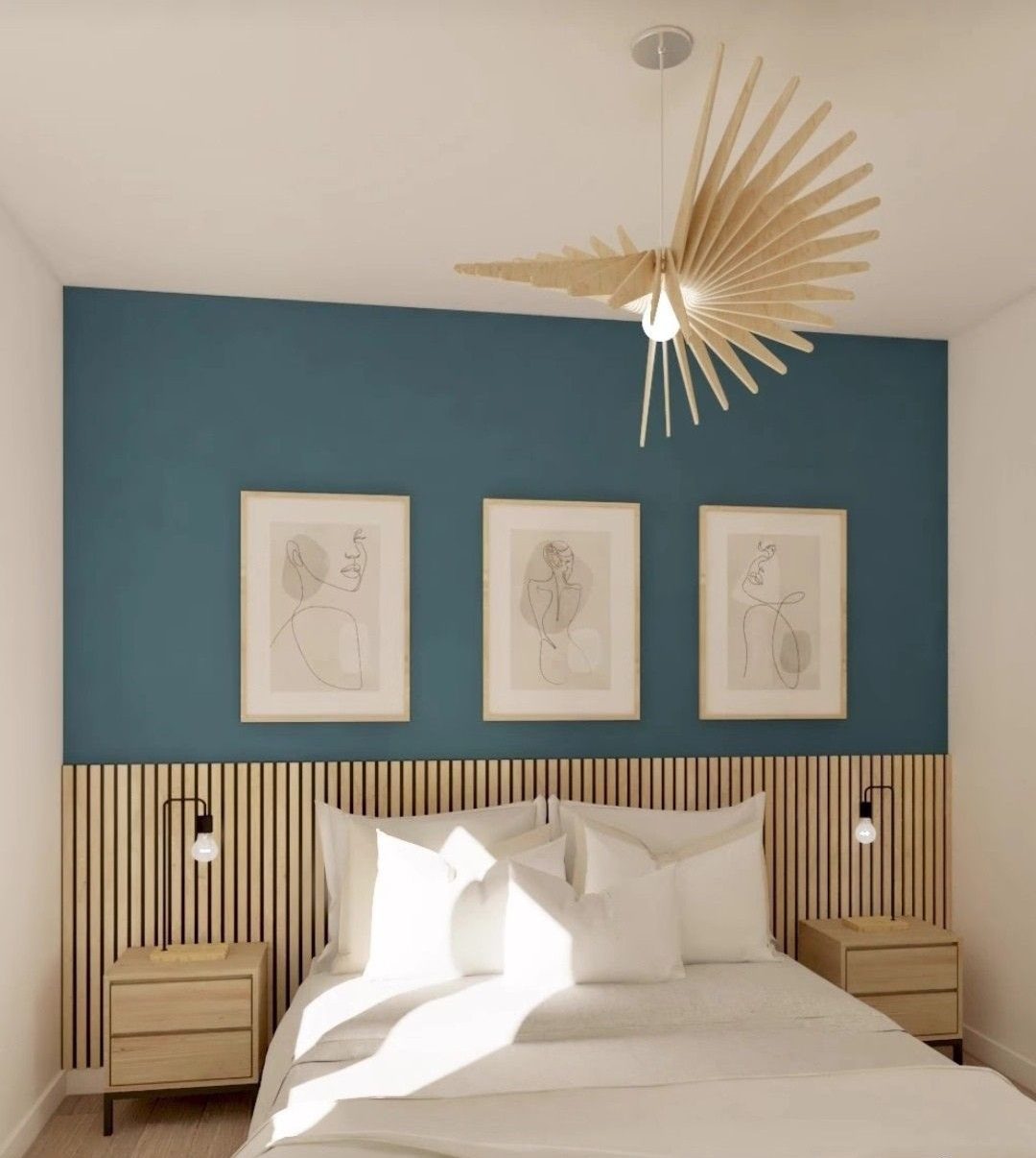 tête de lit peinture avec tasseaux de bois bleu chambre parentale bohème tendance originale