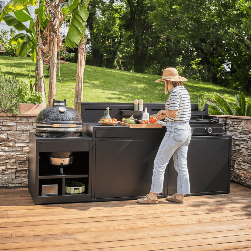 aménagement barbecue comment aménager coin espace barbecue cuisine d'extérieur design tendance extérieur full noir